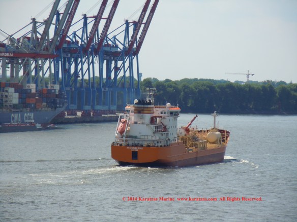 Stainless Steel Tanker MT Acquamarina (12,000 DWT,  20 Segregations, Cargo Tanks, Cargo Manifolds) Hamburg Port Call in May 2014