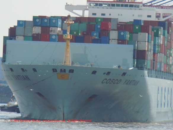 MV 'COSCO YANTIAN' 9,500 TEU Post-panamax containership built in 2006; Hamburg 2014