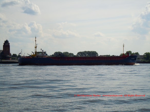 MV EEMS SERVANT (Multipurpose Vessel, 2,600 DWT, 2010 built, Hamburg departure, May 2014)