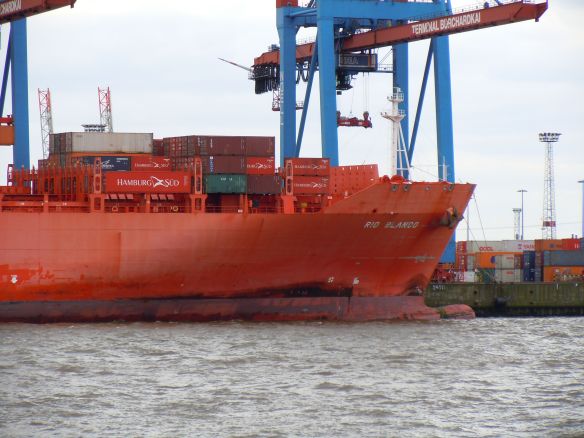 MV 'RIO BLANCO' (5,905 TEU, Post-panamax, fully-cellular Containership, built in 2009)