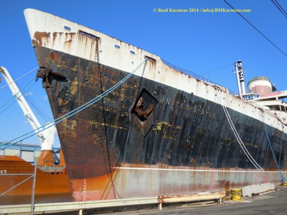 SS United States_bow_BMK 1 MAR2014