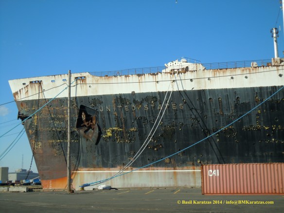 SS United States_bow_BMK 22 MAR2014