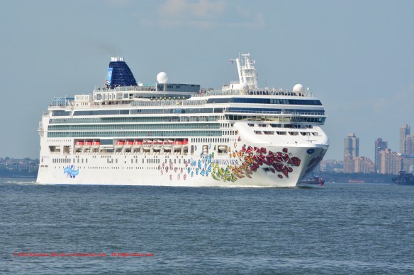 MV NORWEGIAN GEM 1