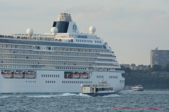 MV CRYSTAL SERENITY 5