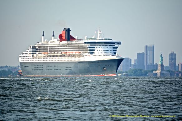 MV QUEEN MARY 2_2_2 w STATUE OF LIBERTY