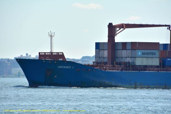 MV ANTARES J 3@