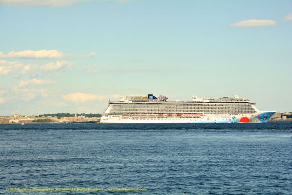MV NORWEGIAN BREAKAWAY 11@