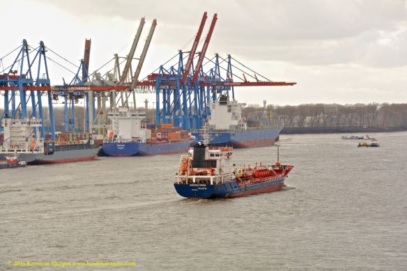 MT NORTHSEA PIONEER 10 BMK_7752 @