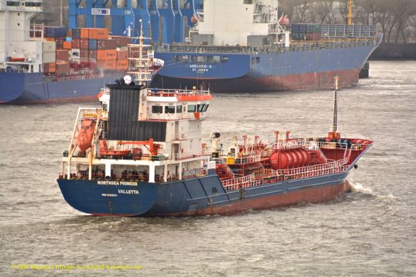 MT NORTHSEA PIONEER 11 BMK_7750 @